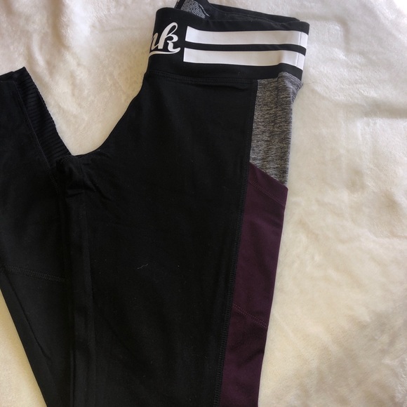 Victoria’s Secret Ultimate Leggings Black/Purple - Picture 1 of 4